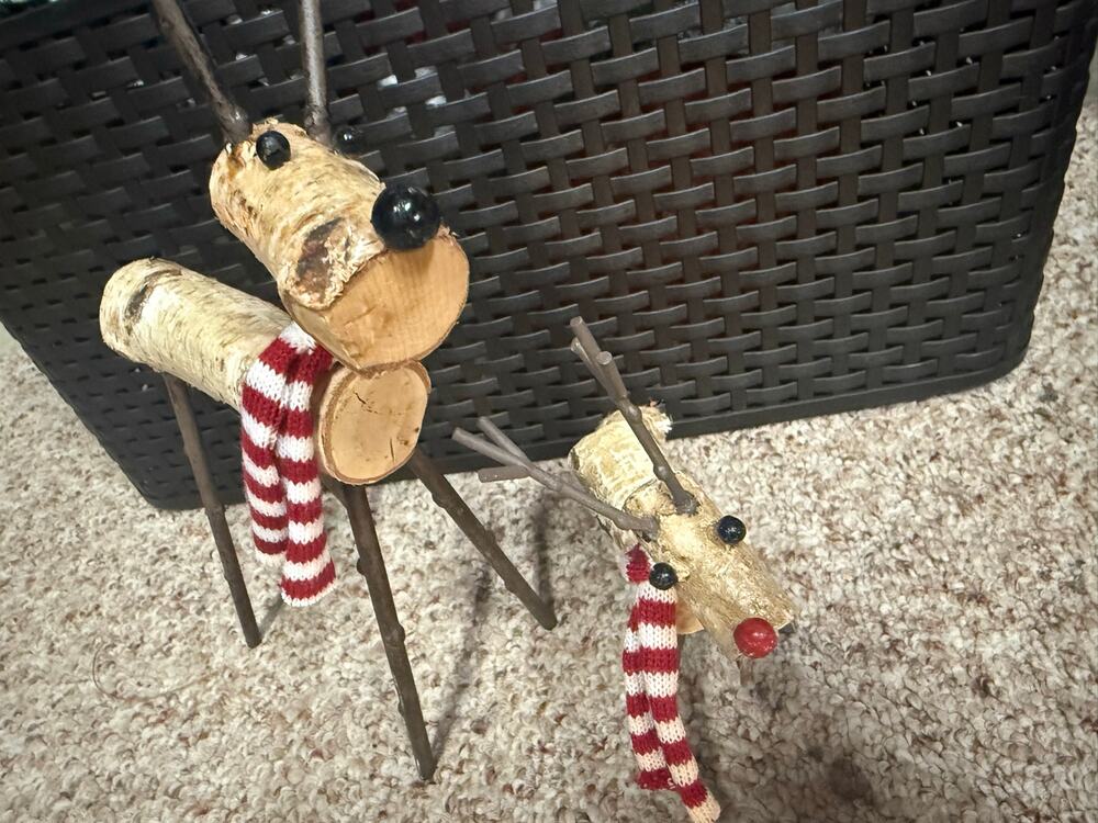2 Birch Wood Reindeer Christmas Statues Rustic Metal Legs Scarves Holiday Decor